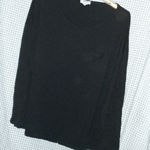 Old Navy Long sleeve scoop neck pocket Tee